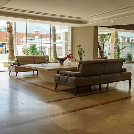 Hotel Nex Royal